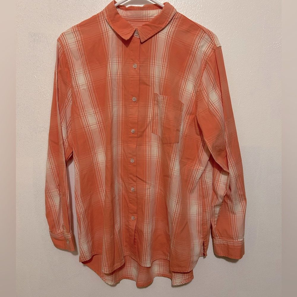 NWT Men’s Universal Threads coral plaid long sleeve size Large